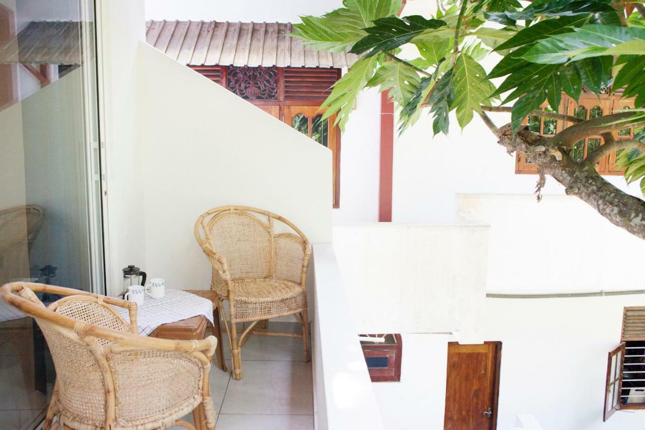 Hotel Alvas House à Hikkaduwa Extérieur photo