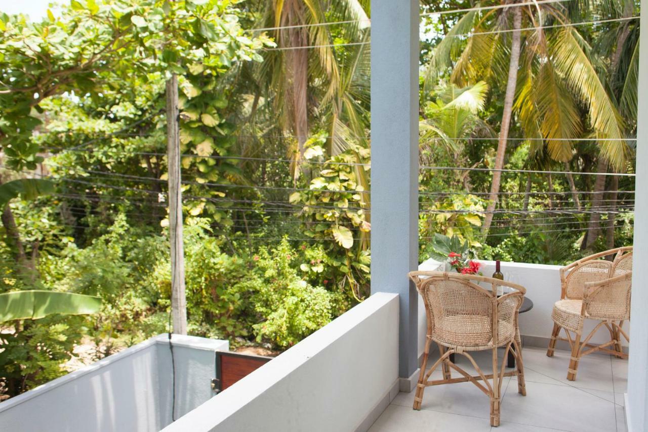 Hotel Alvas House à Hikkaduwa Extérieur photo